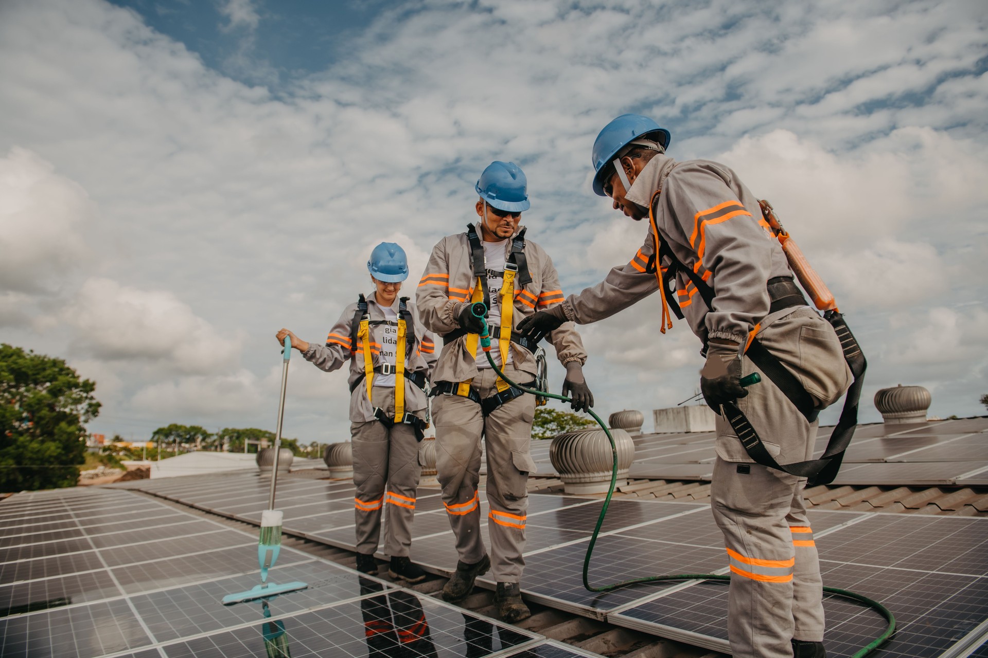 solar panel cleaning